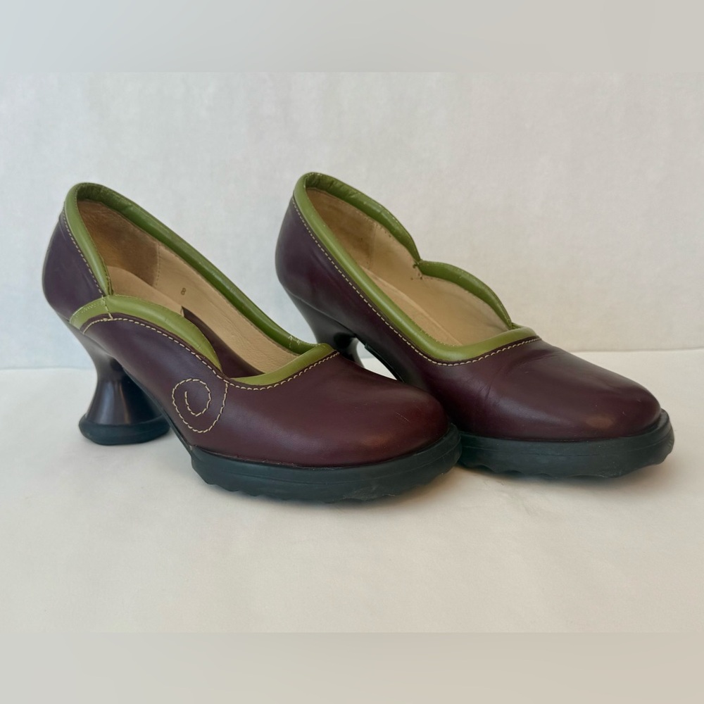 Rare Vintage John Fluevog Mini Lily Darling burgundy olive 8 retired style 3”